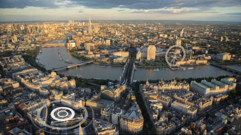 英国航空，利用数字广告牌查航班