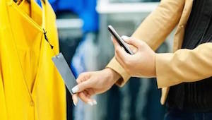 中国迎来M-commerce时代，去年通过手机端消费超500亿美元