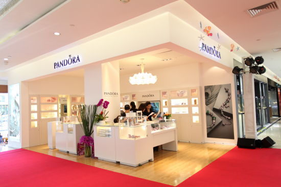 Pandora 门店