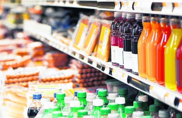 simplyBrand《中国饮料行业线上趋势报告》：碳酸饮料讨论量占榜首，泛娱乐营销趋势明显