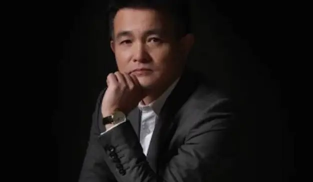 金领手记之华谊嘉信联席总裁吴孝明：传统和数字两马赛跑，谁能更快符合新市场生态？